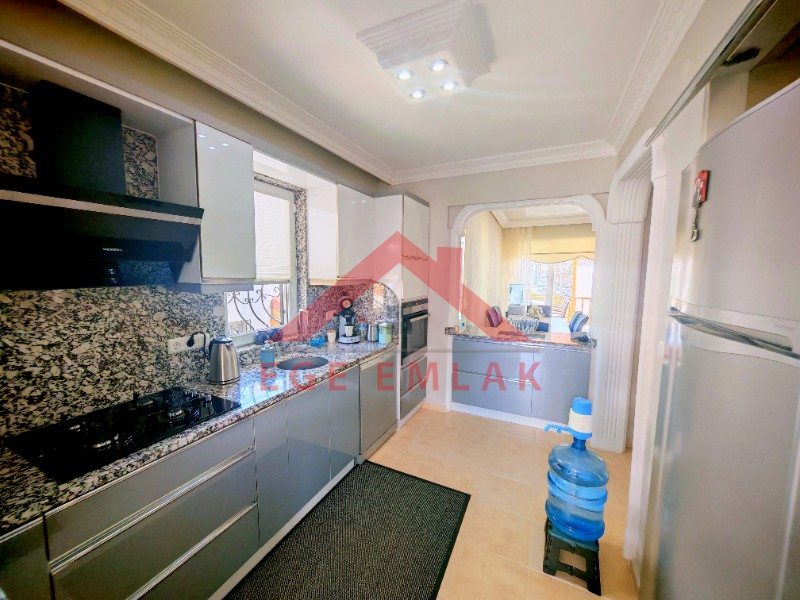 İmbat Koyunda Satılık Villa - Ön Sıra Deniz Manzaralı