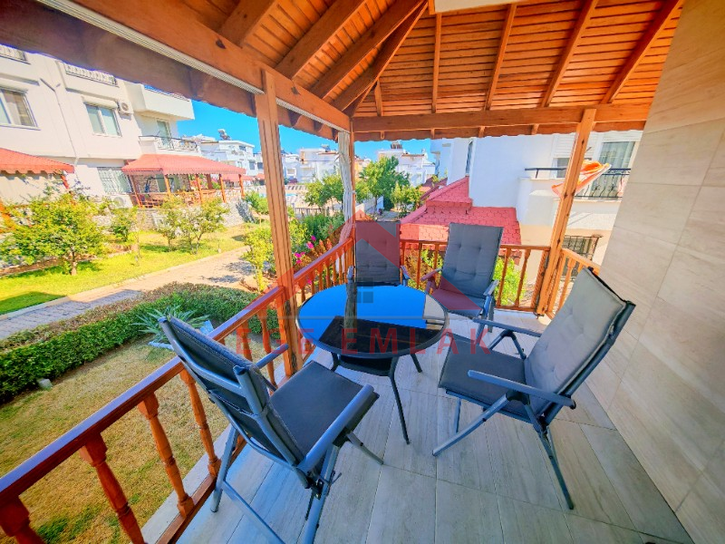 İmbat Koyunda Satılık Villa - Ön Sıra Deniz Manzaralı