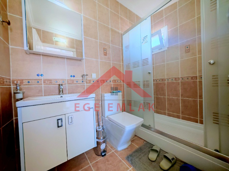 İmbat Koyunda Satılık Villa - Ön Sıra Deniz Manzaralı