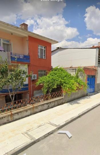 GÜVENAY – ÇORUM KALE KÜÇÜK ABDULLAH CAD. YANI SATILIK 2 KATLI MÜSTAKİL EV