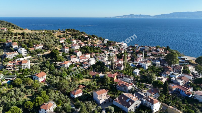 EMLAK HABERCİSİ 'NDEN MUDANYA KUMYAKA MERKEZDE, FULL DENİZ MANZARALI, KÖYİÇİNE SINIR, YATIRIMLIK 3.900 M2 ARAZİ