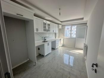 ÇERKEZKÖY DE SİTE İÇERİSİNDE SATILIK ÖN CEPHE DAİRE
