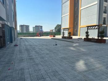 ÇERKEZKÖY DE SİTE İÇERİSİNDE SATILIK ÖN CEPHE DAİRE