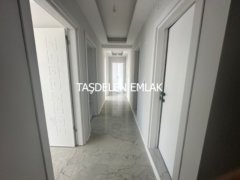 ÇERKEZKÖY DE SİTE İÇERİSİNDE SATILIK ÖN CEPHE DAİRE