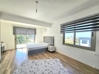 KKTC Girne Çatalköyde Anayola Yakın Lüks Eşyalı Kiralık 3+1 Havuzlu Villa