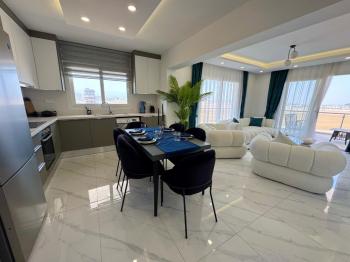 Kaçırılmayacak Kampanya  İskele Longbeach de Denize Yürüme Mesafesinde Taşınmaya Hazır Ful Eşyalı 50 Ay Vadeli 2+1 Daireler