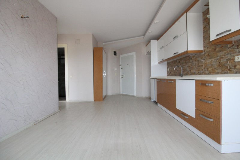 ASLAN'DAN ÜNİ CAD. EMSALLERİNİN ÇOK ALTINDA FIRSAT 2+1 DAİRE