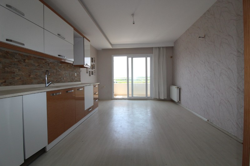 ASLAN'DAN ÜNİ CAD. EMSALLERİNİN ÇOK ALTINDA FIRSAT 2+1 DAİRE