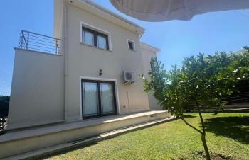 Lefkoşa K.Kaymaklı Bölgesinde SATILIK 3+1 VİLLA
