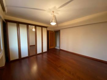 Kartal, Residence 3 + 1 120 m² Site İçi, Yüzme Havuzlu, Elektrikli Araç Sarj İstasyonlu