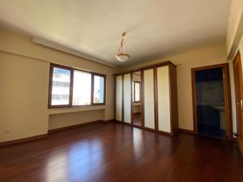 Kartal, Residence 3 + 1 120 m² Site İçi, Yüzme Havuzlu, Elektrikli Araç Sarj İstasyonlu