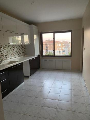 Kartal, Residence 3 + 1 120 m² Site İçi, Yüzme Havuzlu, Elektrikli Araç Sarj İstasyonlu