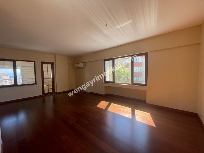 Kartal, Residence 3 + 1 120 m² Site İçi, Yüzme Havuzlu, Elektrikli Araç Sarj İstasyonlu
