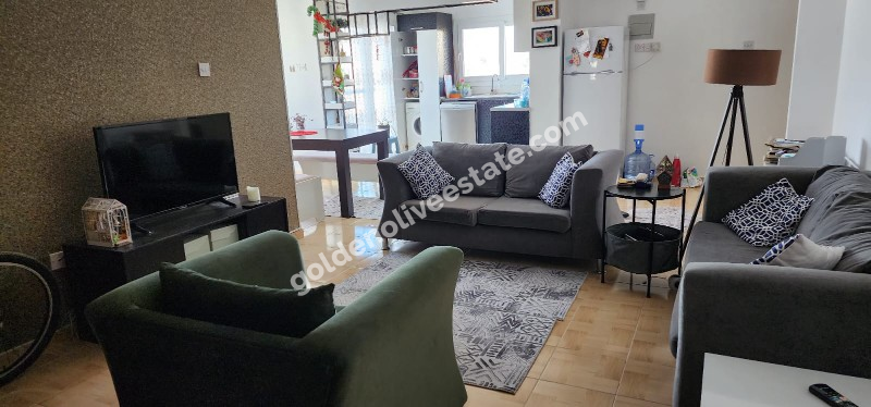 MAĞUSA /Kiralık 2+1 Daire – Uzun 14 Apartmanı
