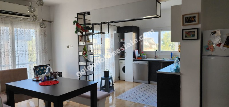 MAĞUSA /Kiralık 2+1 Daire – Uzun 14 Apartmanı