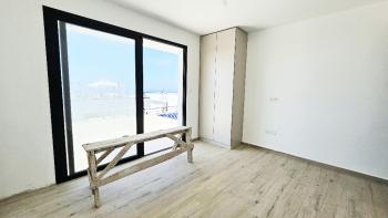 Girne, Esentepe Bölgesinde, Kapanmaz Deniz Manzarasına Sahip, Satılık 3+1 Villa