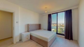 KKTC Girne Merkezde Site İçerisinde Özel Teras Yüzme Havuzlu Kiralık 4+1 Tripleks Penthouse