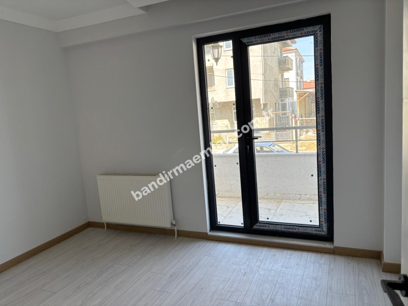 Gönen manyas yolunda sıfır daire