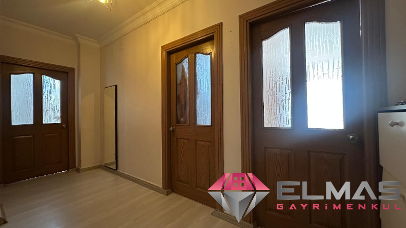 Elmas’tan Fatih Mah.’de Bağımsız Mutfaklı Geniş 2+1