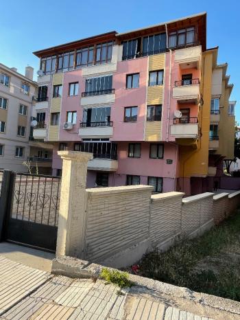 GÜVENAY – ÇORUM MERKEZ CARREFOUR ARKASI SATILIK 2+0 DAİRE (1+1 FONKSİYONLU)