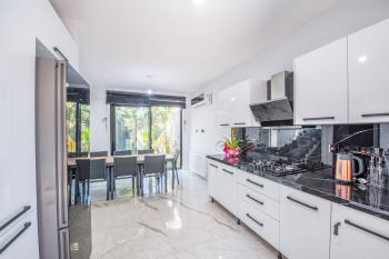Kıbrıs Girne Doğanköy Bölgesinde Site İçerisinde Satılık Lüx 3+1 Müstakil Villa