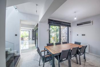 Kıbrıs Girne Doğanköy Bölgesinde Site İçerisinde Kiralık  Lüx 3+1 Müstakil Villa