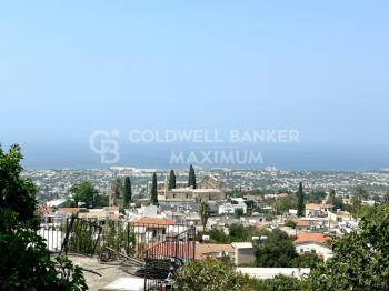 KKTC Girne Bellapais 3+1 Büyüleyici Manzaralı Kiralık Villa
