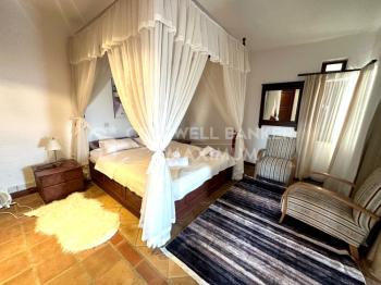 KKTC Girne Bellapais 3+1 Büyüleyici Manzaralı Kiralık Villa