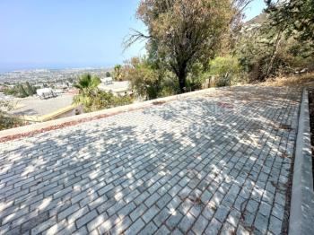 KKTC Girne Bellapais 3+1 Büyüleyici Manzaralı Kiralık Villa