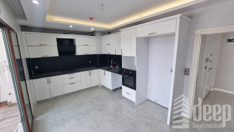 DEEP'TEN GENİŞ OTURUMLU FERAH 4+1 DAİRE