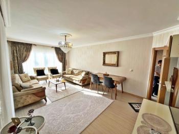 ALTIAĞAÇ MAH  ÇOK  BAKIMLI VE 130 M2 KARE SATILIK 3+1 DAİRE 