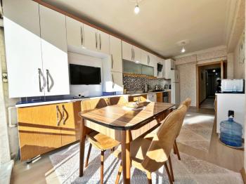 ALTIAĞAÇ MAH  ÇOK  BAKIMLI VE 130 M2 KARE SATILIK 3+1 DAİRE 