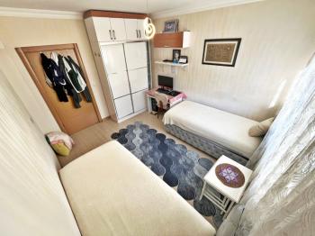 ALTIAĞAÇ MAH  ÇOK  BAKIMLI VE 130 M2 KARE SATILIK 3+1 DAİRE 