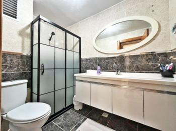 ALTIAĞAÇ MAH  ÇOK  BAKIMLI VE 130 M2 KARE SATILIK 3+1 DAİRE 