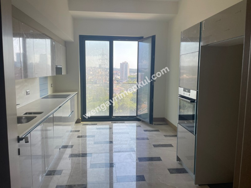 NUROL LİFE  3,5+1 BOŞ 11. KAT  VADİ İSTANBUL CEPHE 