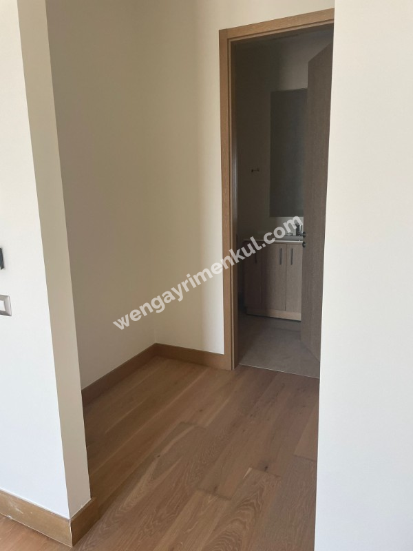 NUROL LİFE  3,5+1 BOŞ 11. KAT  VADİ İSTANBUL CEPHE 