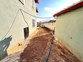 GÜVENAY – ÇORUM KURUÇAY YOLU SATILIK VİLLALI BAĞ