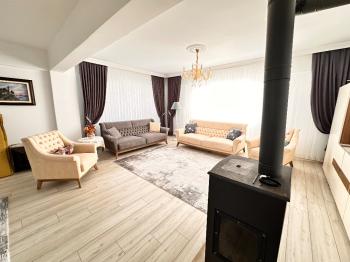 GÜVENAY – ÇORUM KURUÇAY YOLU SATILIK VİLLALI BAĞ