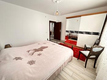GÜVENAY – ÇORUM KURUÇAY YOLU SATILIK VİLLALI BAĞ