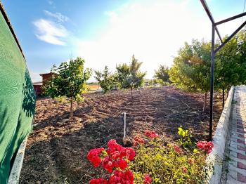 GÜVENAY – ÇORUM KURUÇAY YOLU SATILIK VİLLALI BAĞ