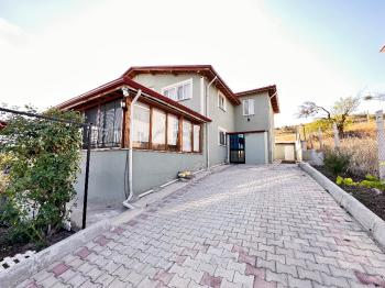 GÜVENAY – ÇORUM KURUÇAY YOLU SATILIK VİLLALI BAĞ