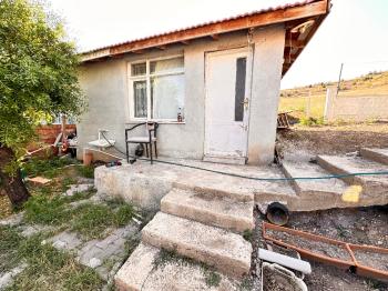 GÜVENAY – ÇORUM KURUÇAY YOLU SATILIK VİLLALI BAĞ