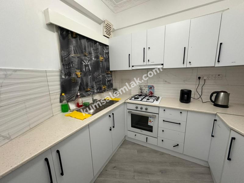 GİRNE MERKEZDE AYLIK ÖDEMELİ  EŞYALI 1+1 KİRALIK DAİRE