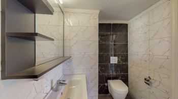 KKTC Girne Merkezde Site İçerisinde Özel Teras Yüzme Havuzlu Satılık 4+1 Tripleks Penthouse