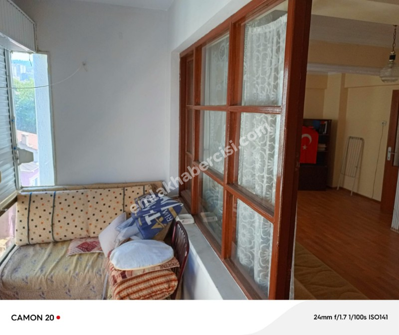 EMLAK HABERCİSİ 'NDEN MUDANYA TARİHİ GİRİT MAHALLESİ'NDE, ASANSÖRLÜ BİNADA, DENİZ GÖRÜR 2+1 ARA KAT DAİRE