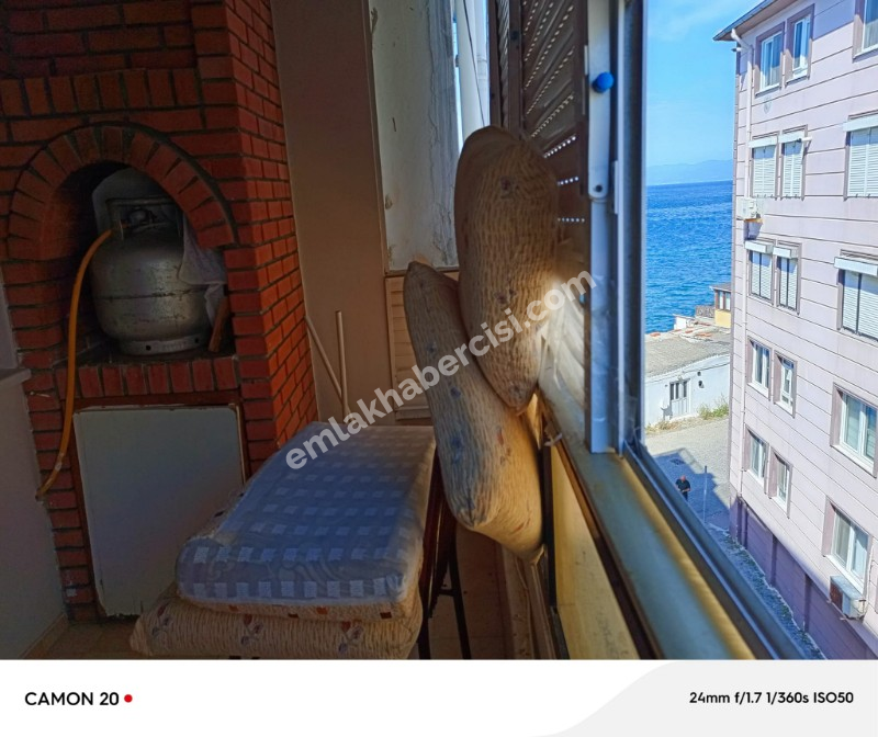 EMLAK HABERCİSİ 'NDEN MUDANYA TARİHİ GİRİT MAHALLESİ'NDE, ASANSÖRLÜ BİNADA, DENİZ GÖRÜR 2+1 ARA KAT DAİRE