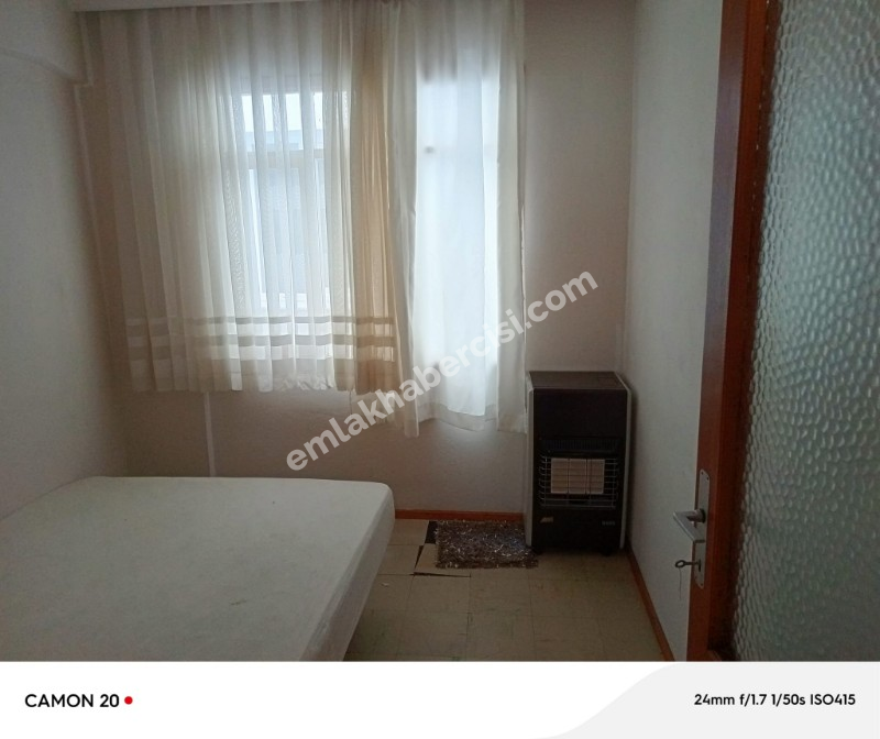 EMLAK HABERCİSİ 'NDEN MUDANYA TARİHİ GİRİT MAHALLESİ'NDE, ASANSÖRLÜ BİNADA, DENİZ GÖRÜR 2+1 ARA KAT DAİRE