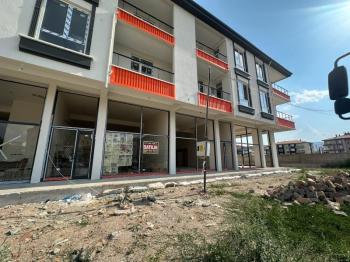AFYON ÜÇOK EMLAKTAN MAREŞAL F ÇAKMAK MAH SATILIK CADDE ÜSTÜ SIFIR DÜKKAN 