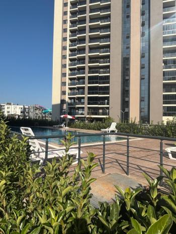 DEEP'TEN ÇEŞMELİ'DE SATILIK LÜKS 1+1 DAİRE