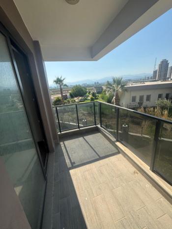 DEEP'TEN ÇEŞMELİ'DE SATILIK LÜKS 1+1 DAİRE